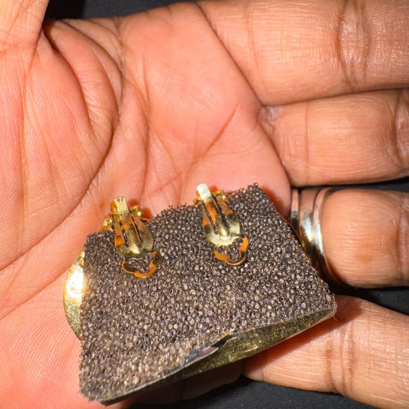 🔥🌟CELINE VINTAGE GOLD 🥇TONE CLIP ON EARRINGS SERIAL # AB1 - Picture 10 of 17